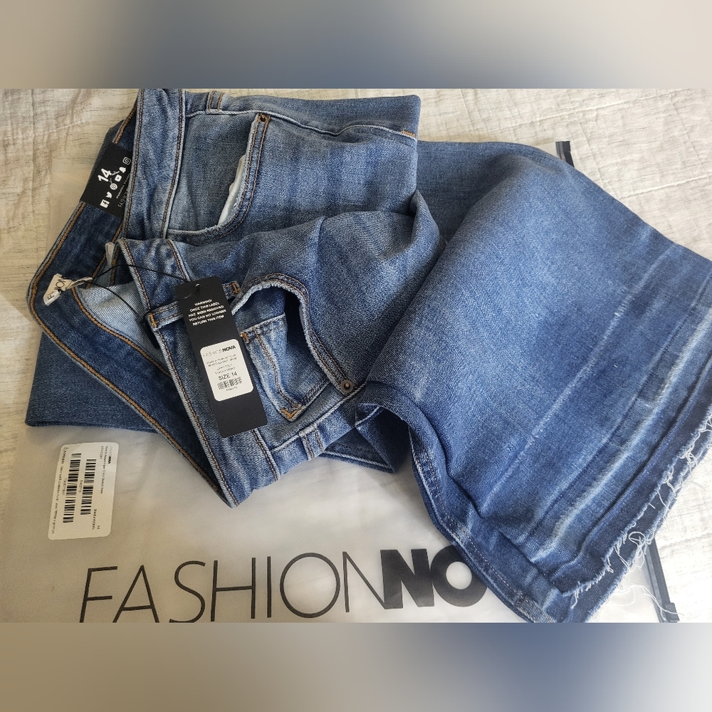Fashion Nova Jeans - Made in Heaven Hyper Stretch Bootcut Jeans - Medium Wash